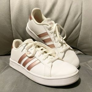 Adidas Grand Court Rose Gold & White Size Kids 4/Woman’s 6